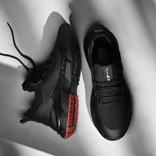 Load image into Gallery viewer, SUROM Running Shoes For Men Summer Sneakers Breathable Mesh Outdoor Sport Shoes Men Increase Black  Upper Lace Up Male Shoes
